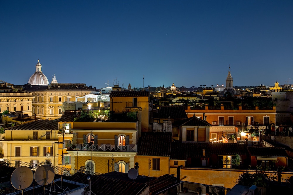 Boutique Hotel Campo De Fiori 4/50