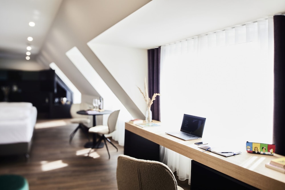 Design & Kunsthotel Munchen 36/41