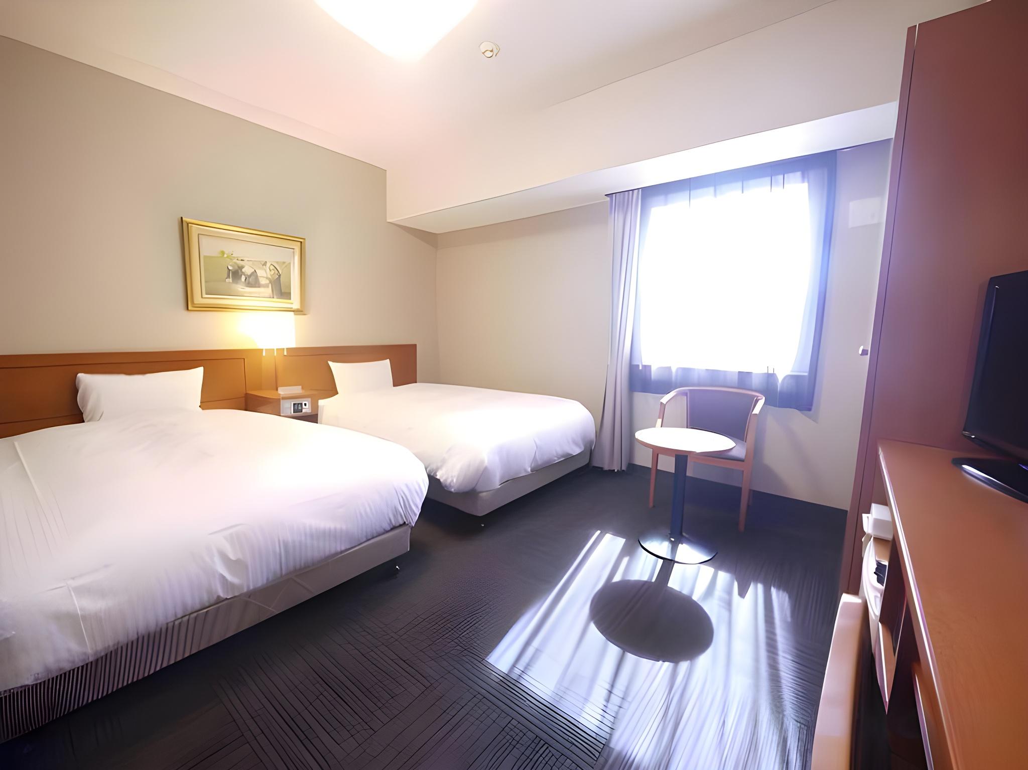 Room, Twin Beds, Electronic Cigarette Only, Smoking