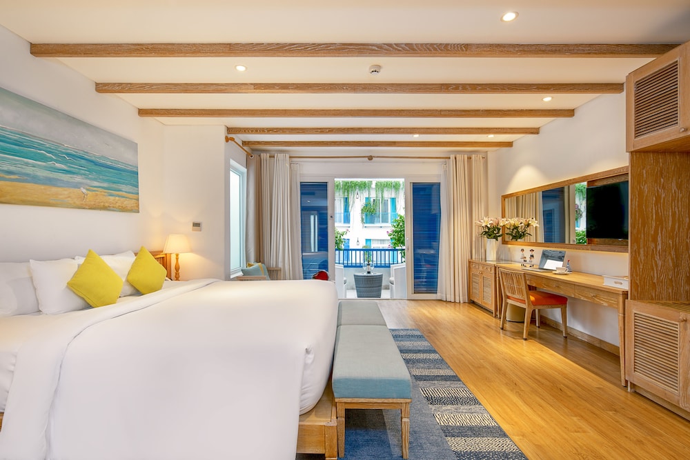 Risemount Premier Resort Danang 50/77