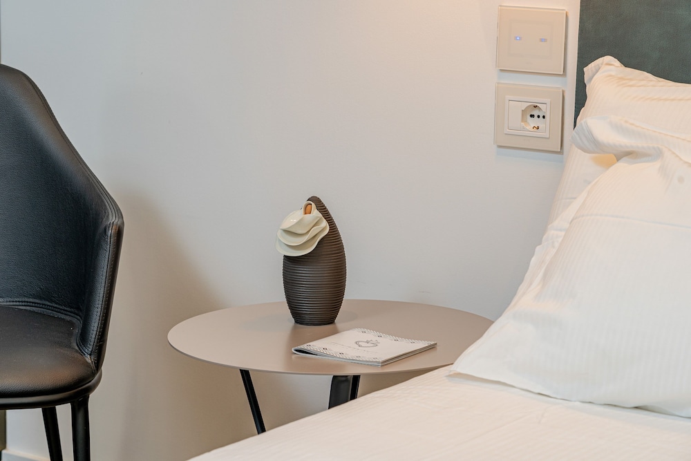 Kkult Boutique Hotel 22/57