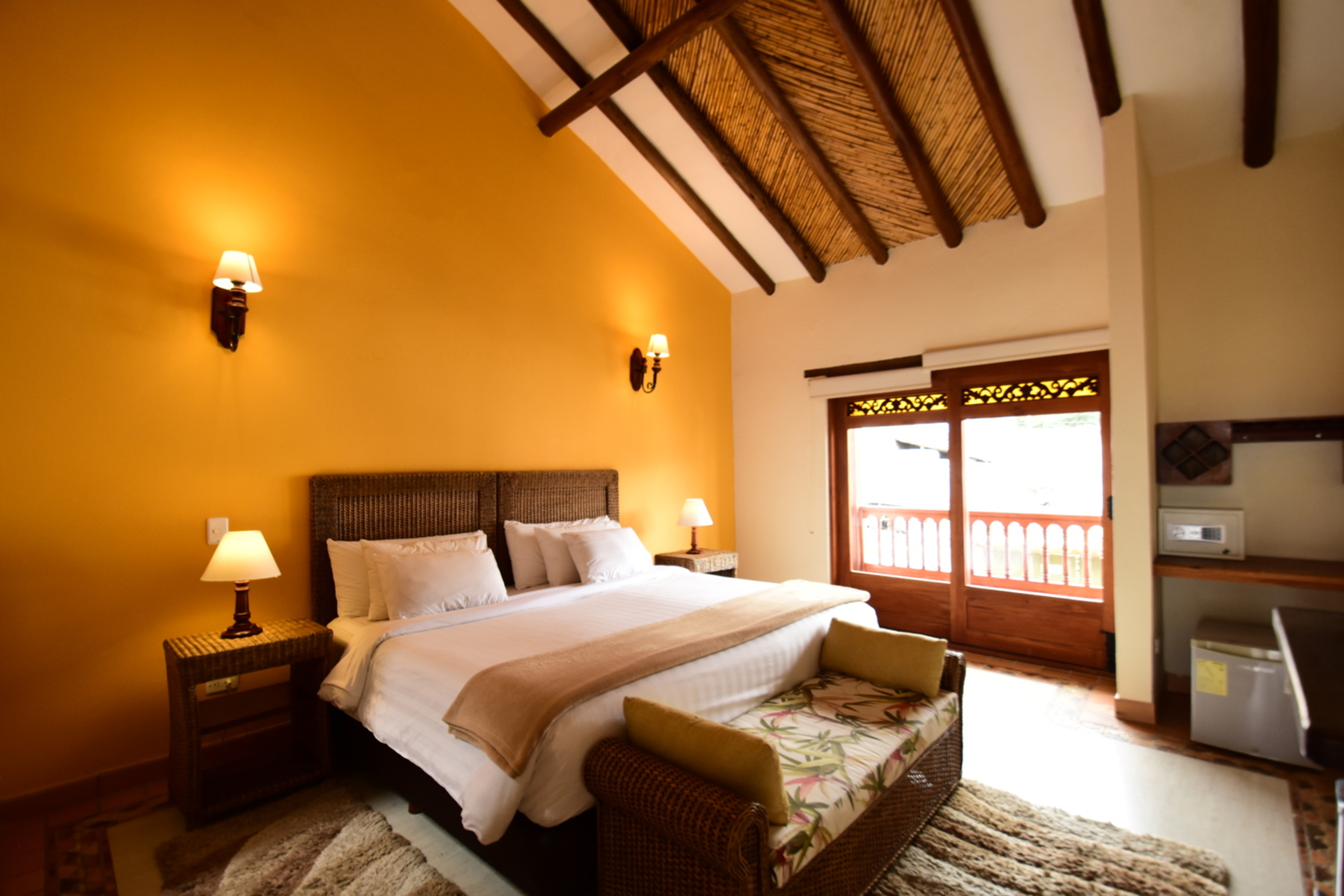 Hotel Campanario de la Villa 6/22