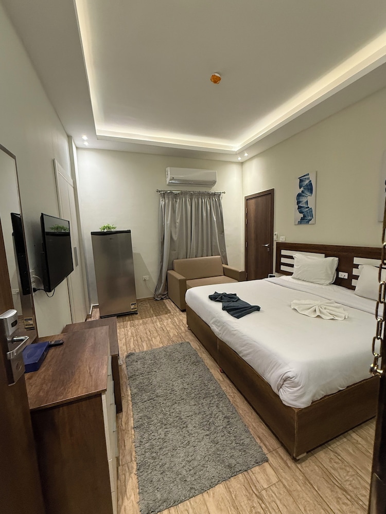 Royal Inn Residence New Cairo 15/35