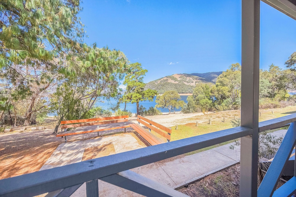 Reflections Holiday Parks Burrinjuck Waters 27/56
