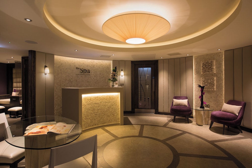 L Horizon Beach Hotel And Spa 8/63
