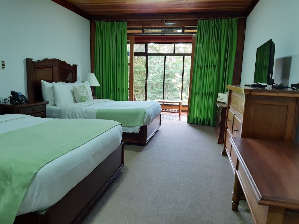 Trapp Family Lodge 10/64