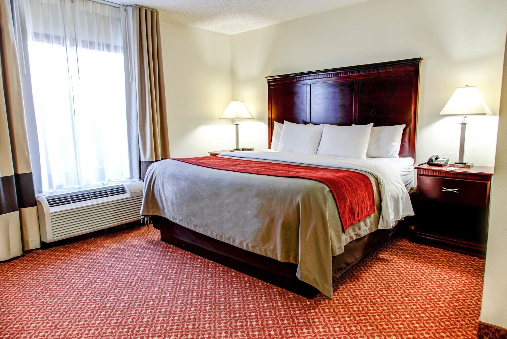 ROOM, KING BED, ACCESSIBLE