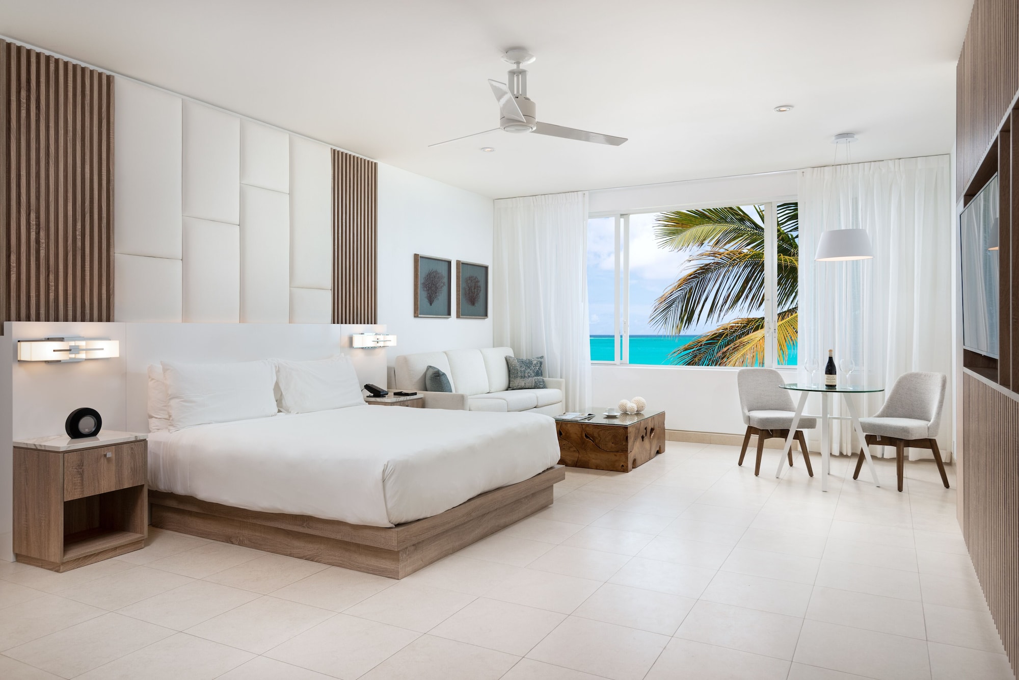 2 Bedrooms, Grand, Suite, 2 King Beds, Ocean Front, 2 Sofa