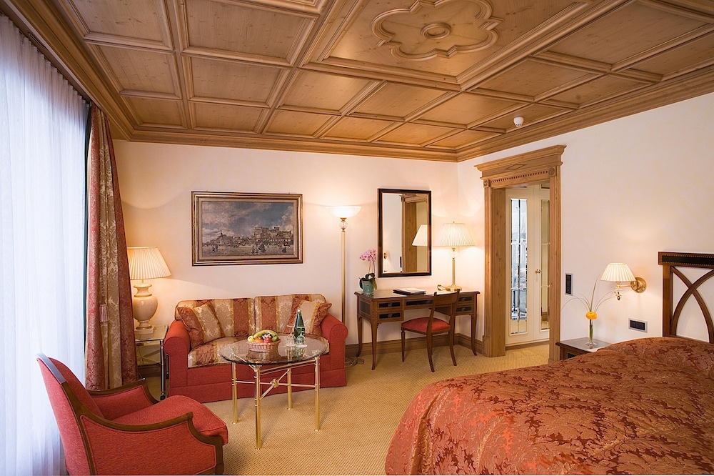 Kulm Hotel St Moritz 66/83