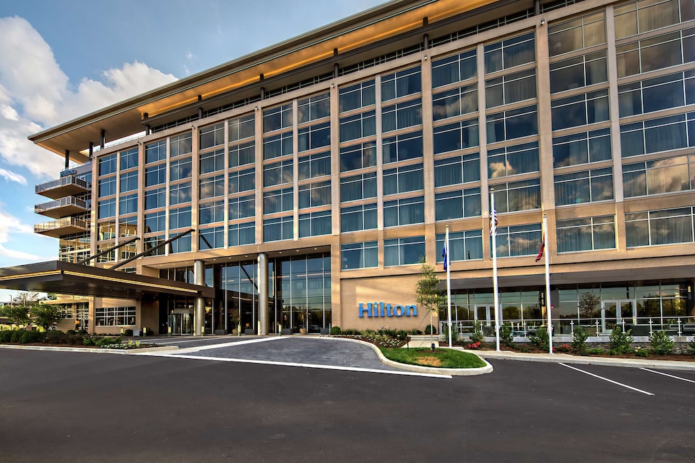 Hilton Franklin Cool Springs 3/81