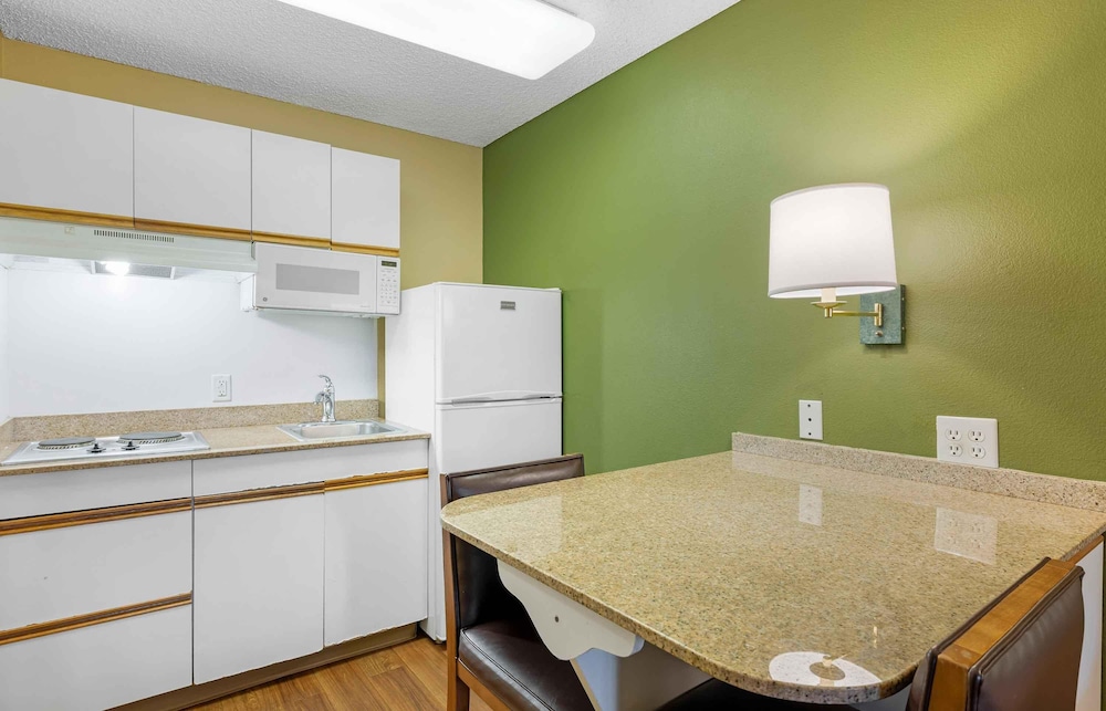 Extended Stay America Suites San Diego Fashion Valley 57/57