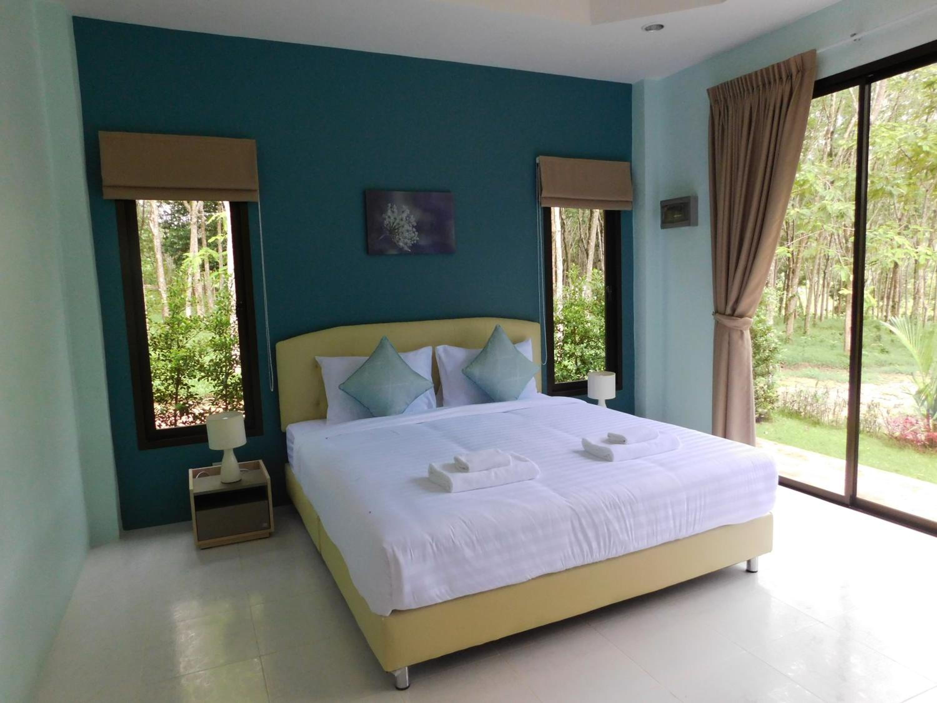 Phuket Sirinapha Resort 20/50