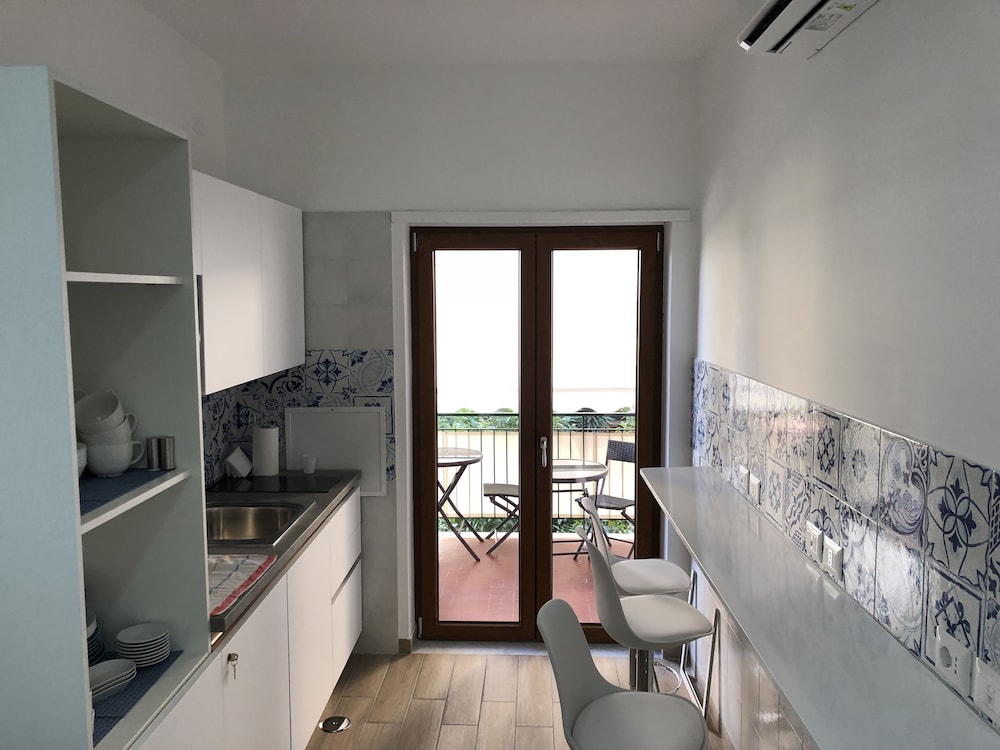 MelRose Sorrento 32/50