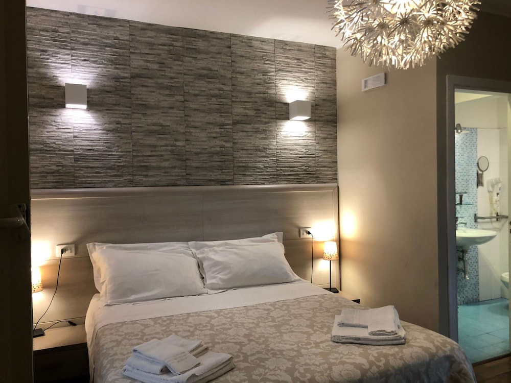 Elios Rooms 20/52