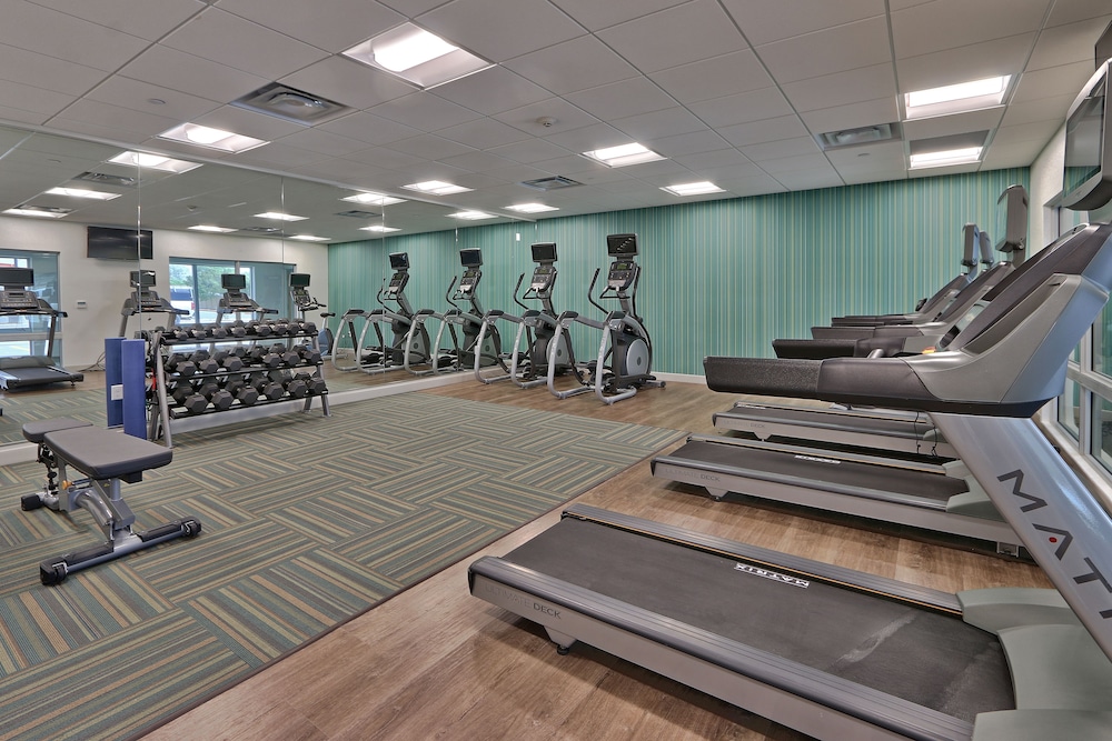 Holiday Inn Express & Suites Roswell 35/68