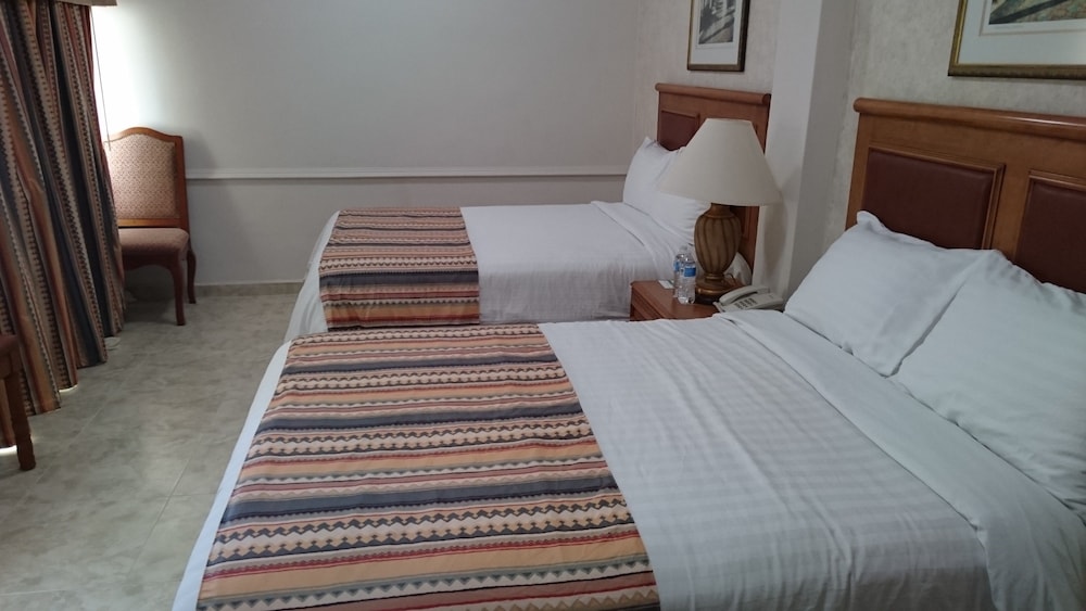 Hotel Savoy Express 16/47