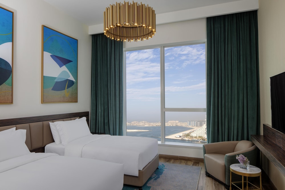 Avani+ Palm View Dubai Hotel & Suites 9/50