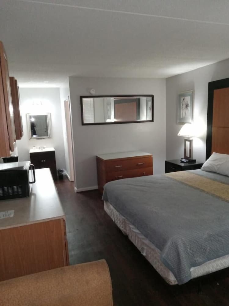 APM Inn & Suites 24/54