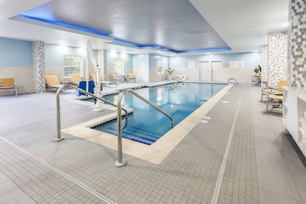 swimming pool spa