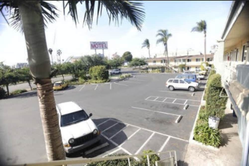 Victoria Motel 11/24