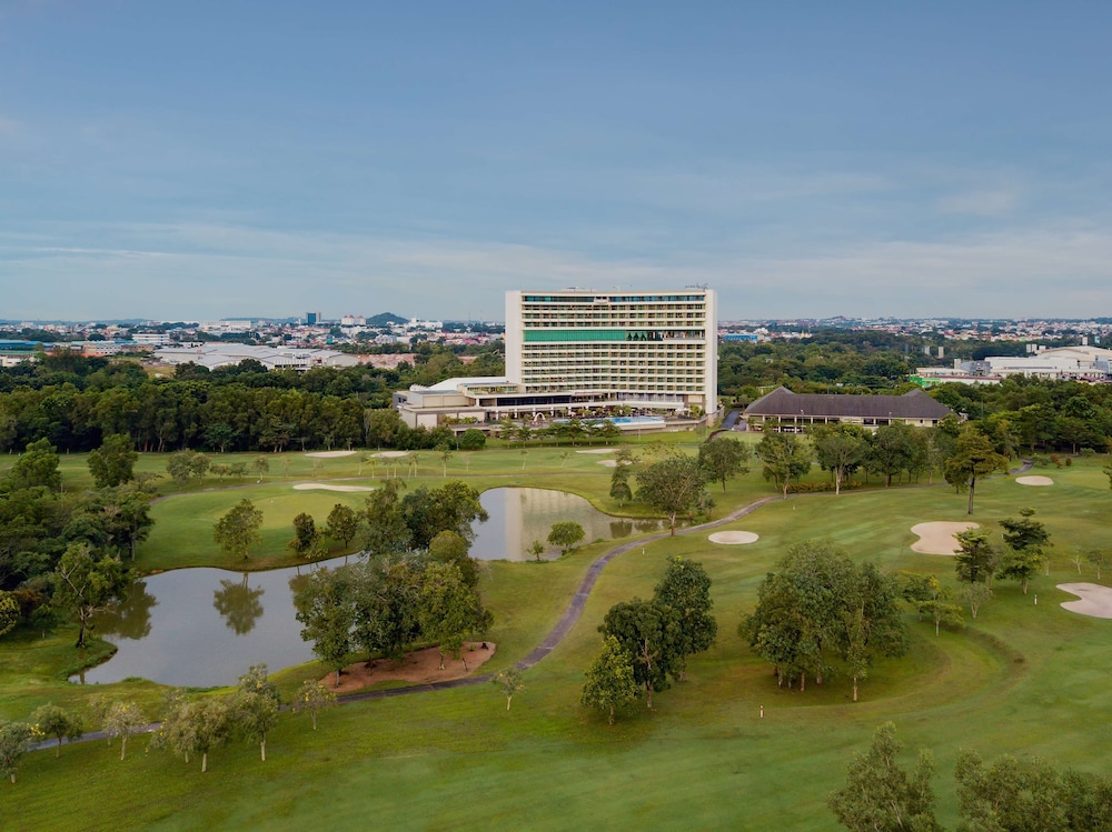 Radisson Golf And Convention Center Batam 8/74