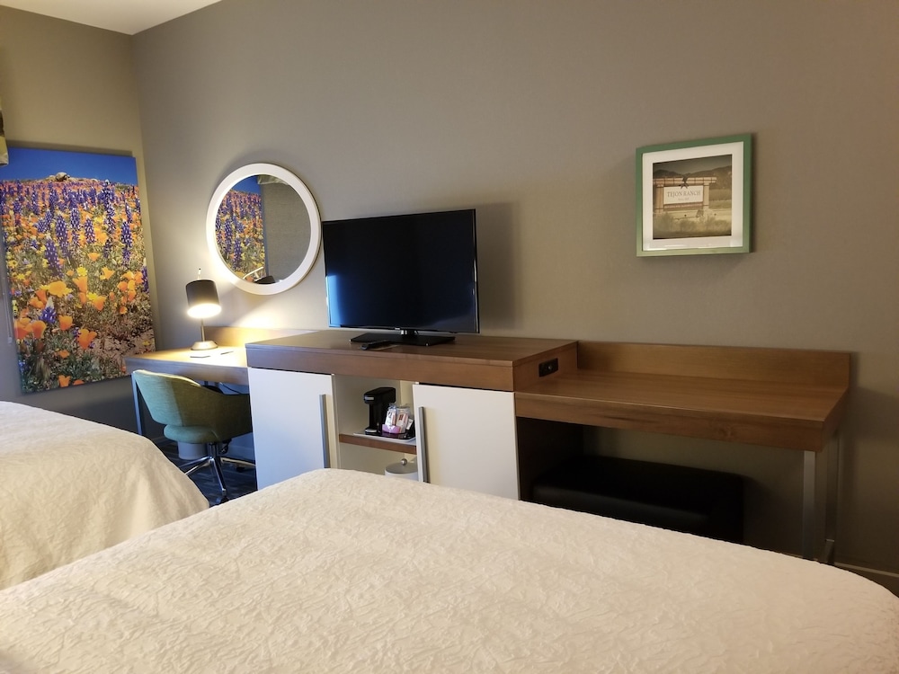 Hampton Inn Arvin Tejon Ranch Ca 20/48