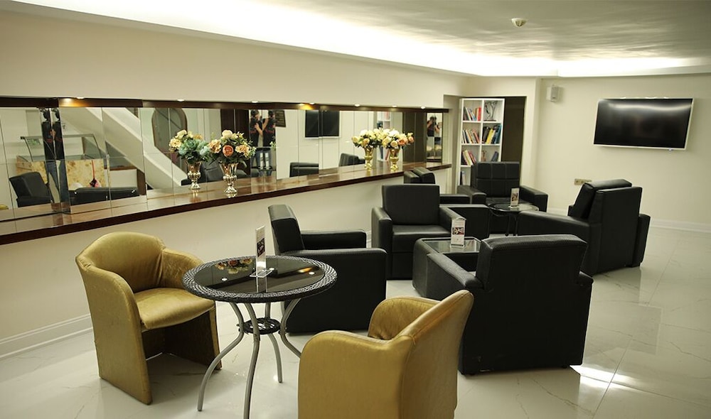 Artic Hotel 23/26