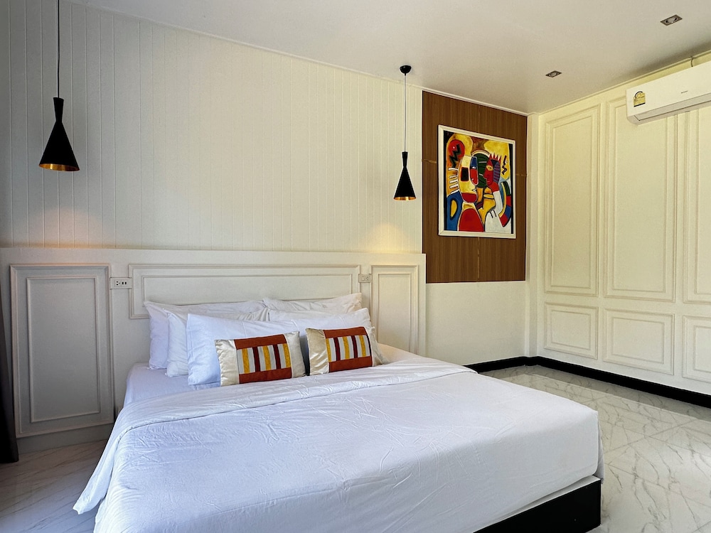 Koh Kood Bed's 33/65