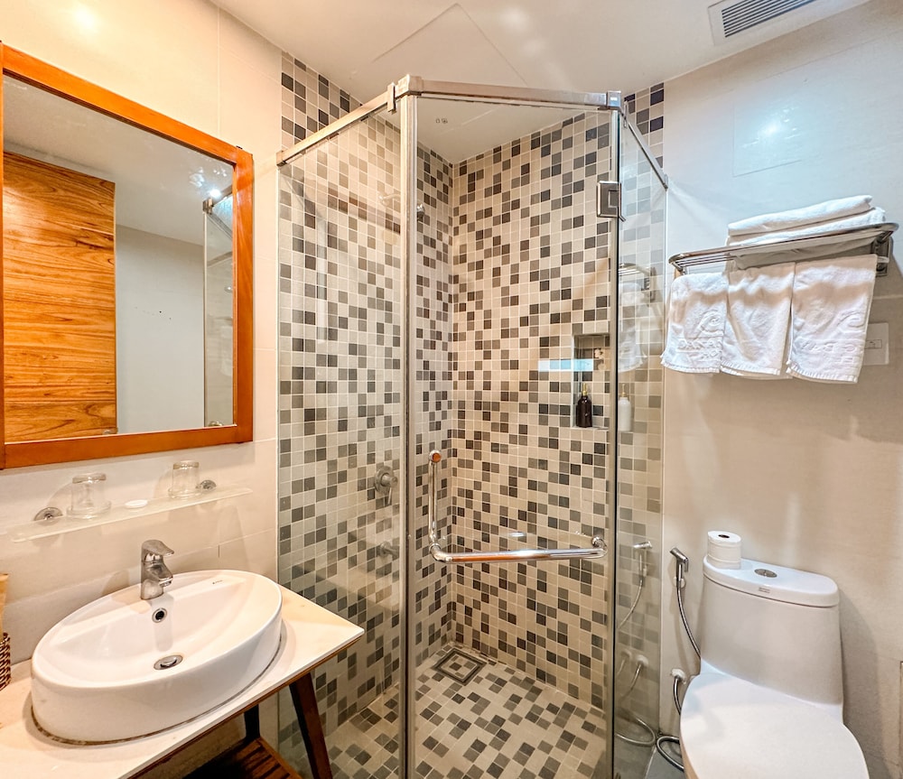 Danang Bay Hotel 54/58