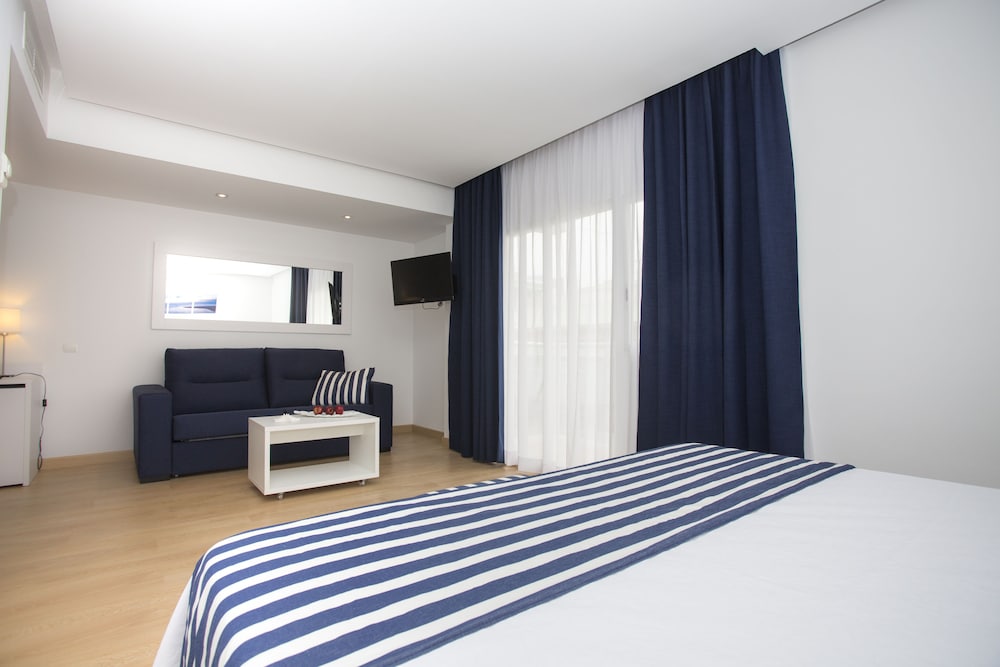 Voramar Benidorm 18/38