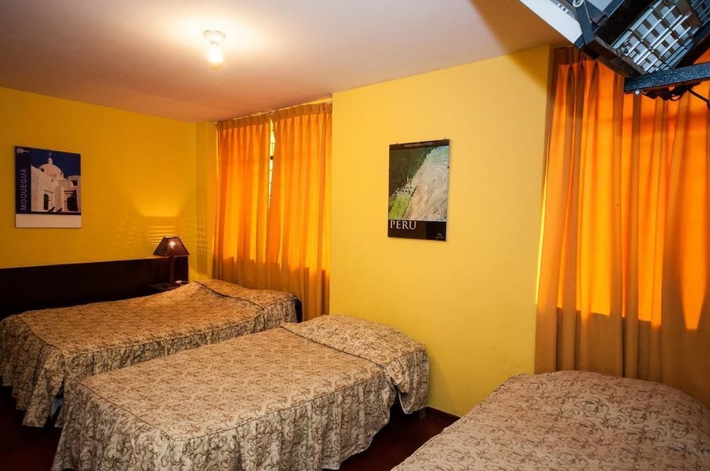 ROOM, TRIPLE