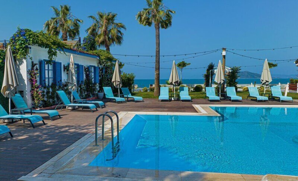 Uras Beach Hotel 18/50