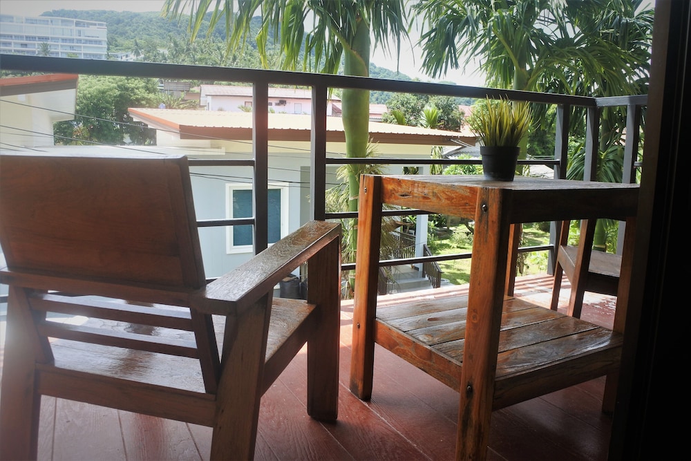 Hi Karon Beach Hotel 42/50