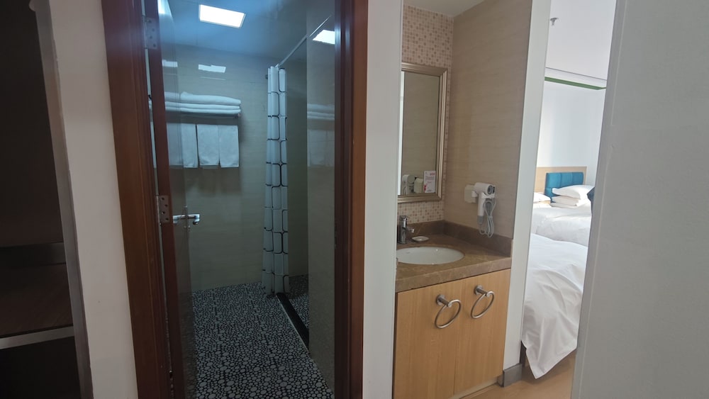 Zhongan Hotel Beijing 35/36