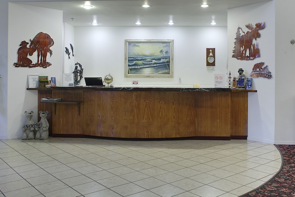 Lighthouse Inn 3/37