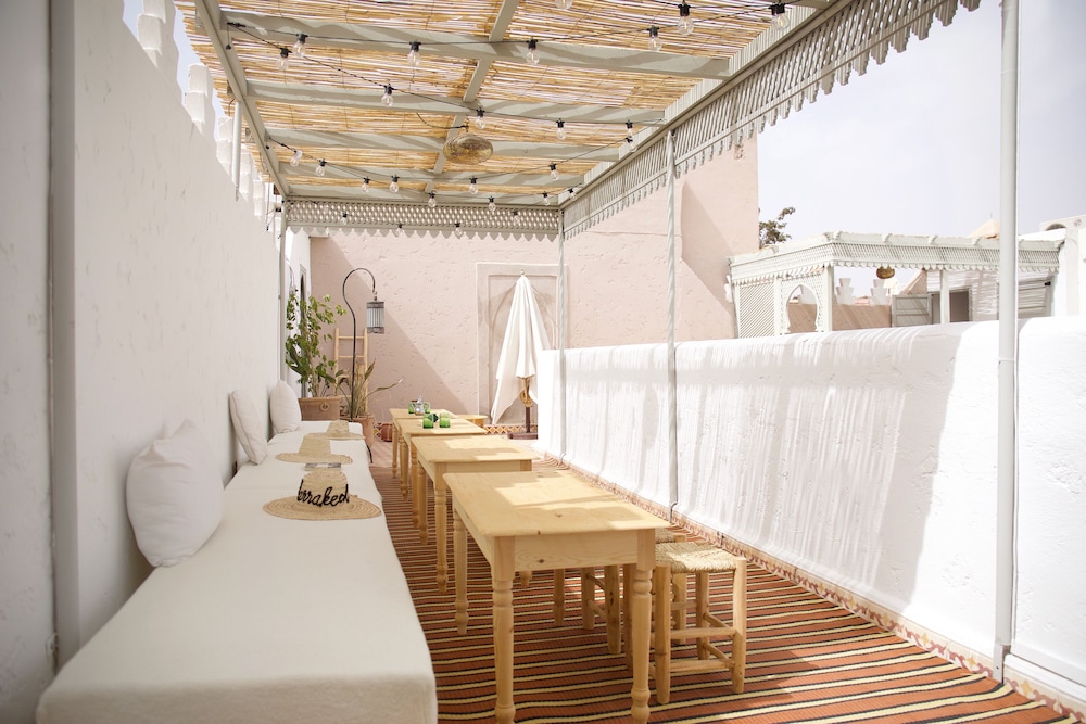 Riad Oriental Glory and Spa 60/69