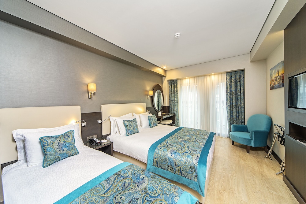 Mukarnas Taksim Hotel 7/68
