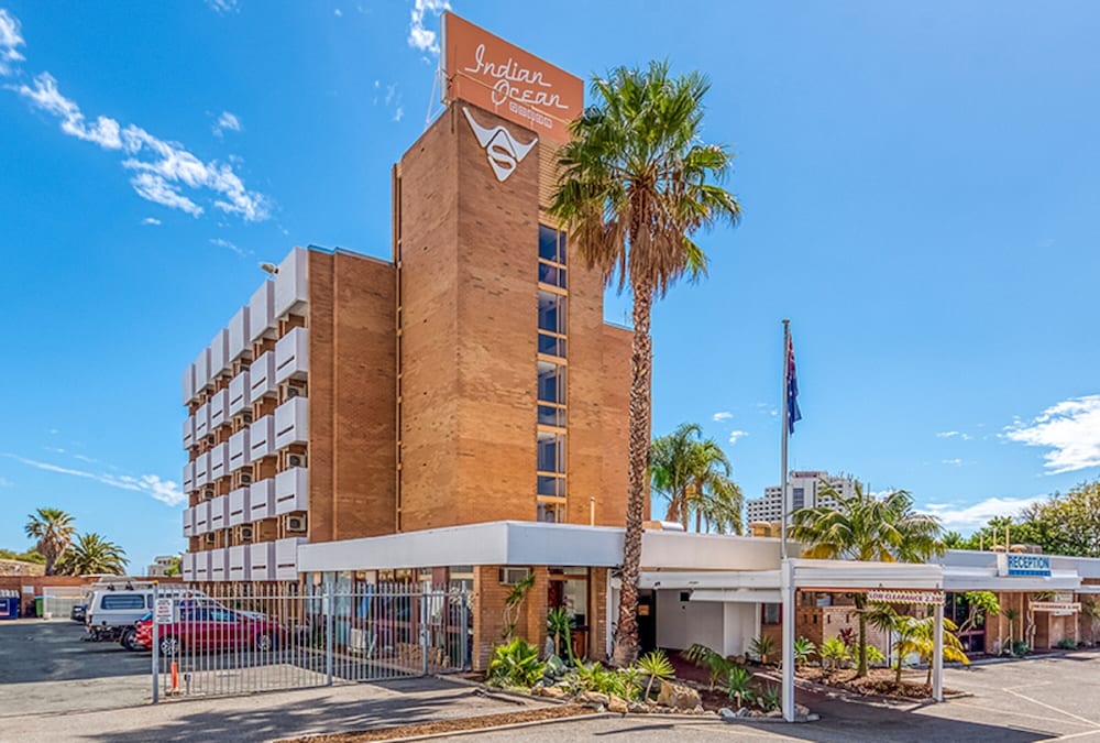 INDIAN OCEAN HOTEL 2/55