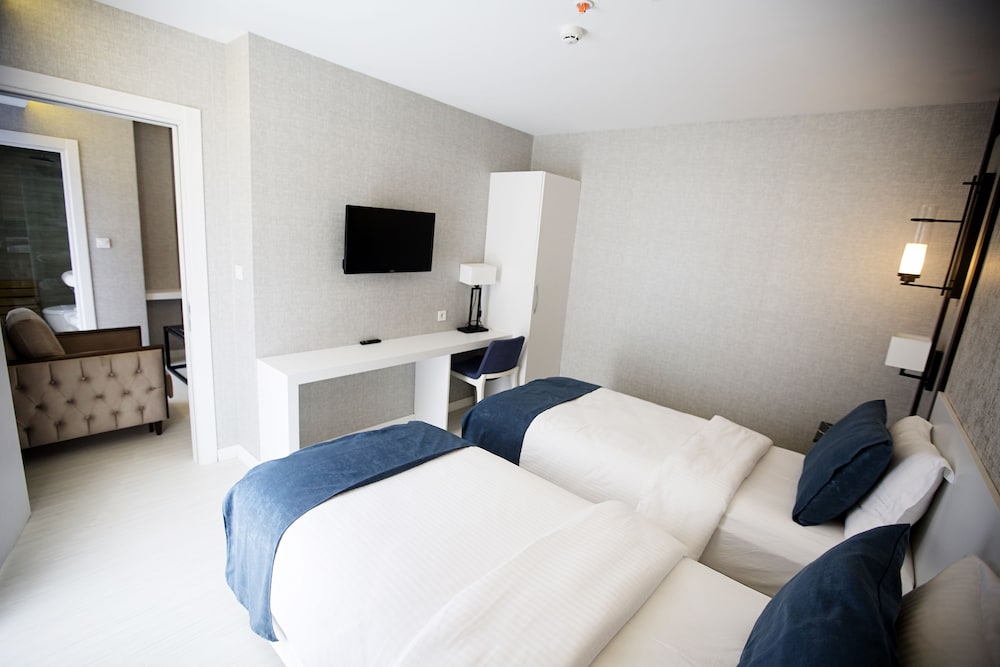 Gardenya Suite Hotel 10/43