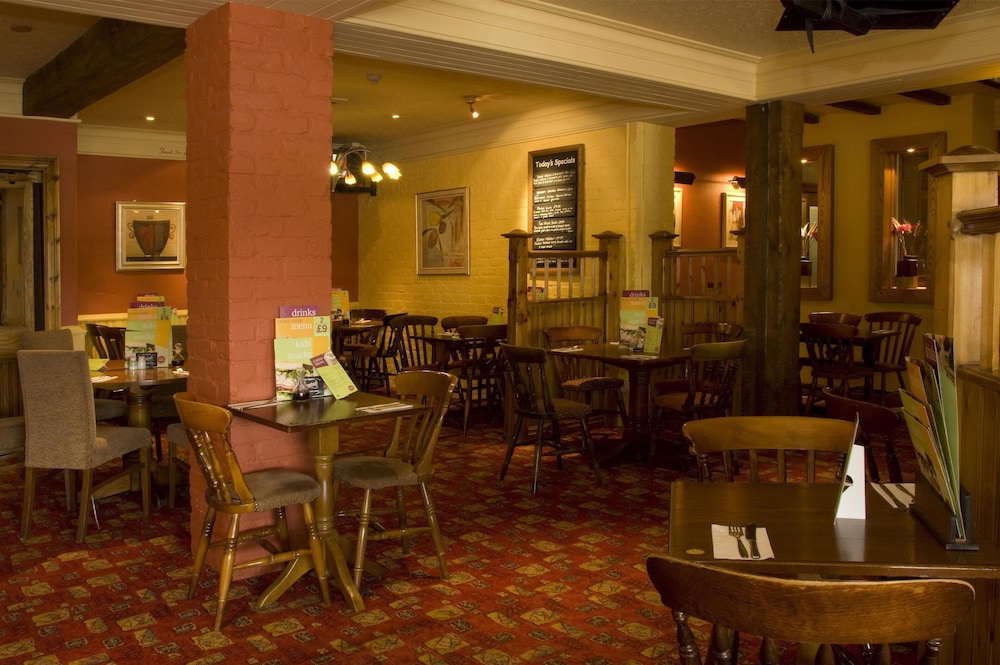 Premier Inn Pontefract North 28/37