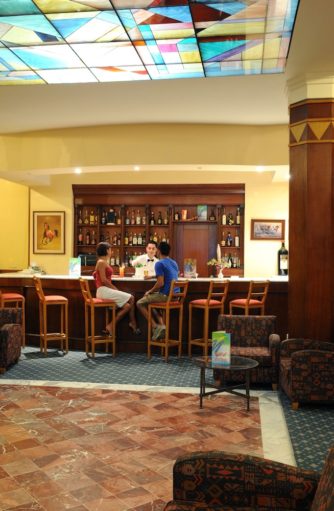 Marina Palace 15/69