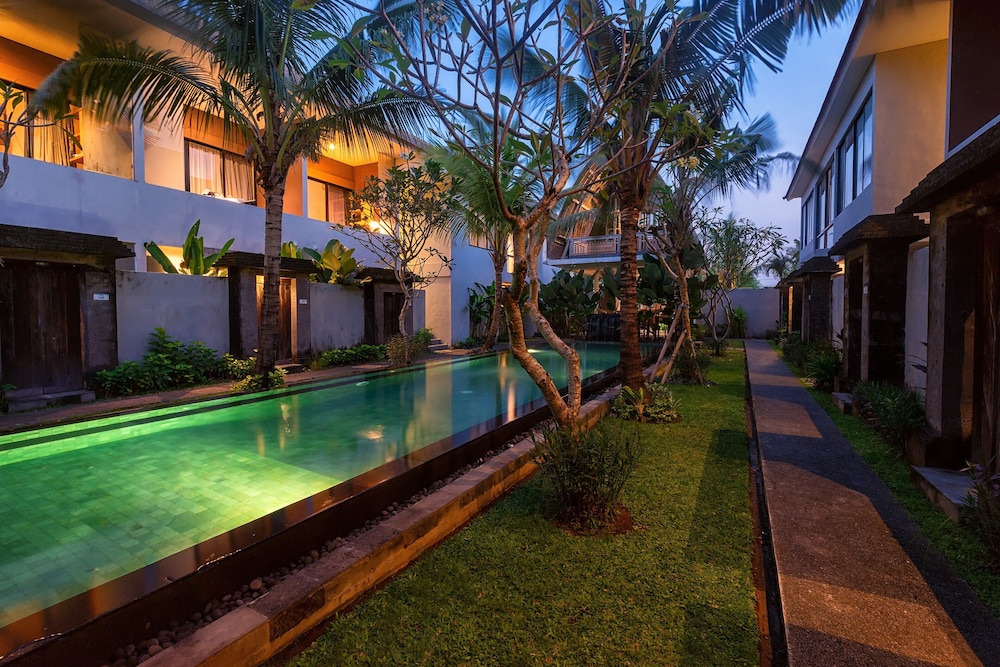 Sunrise Suite Kerobokan 46/50