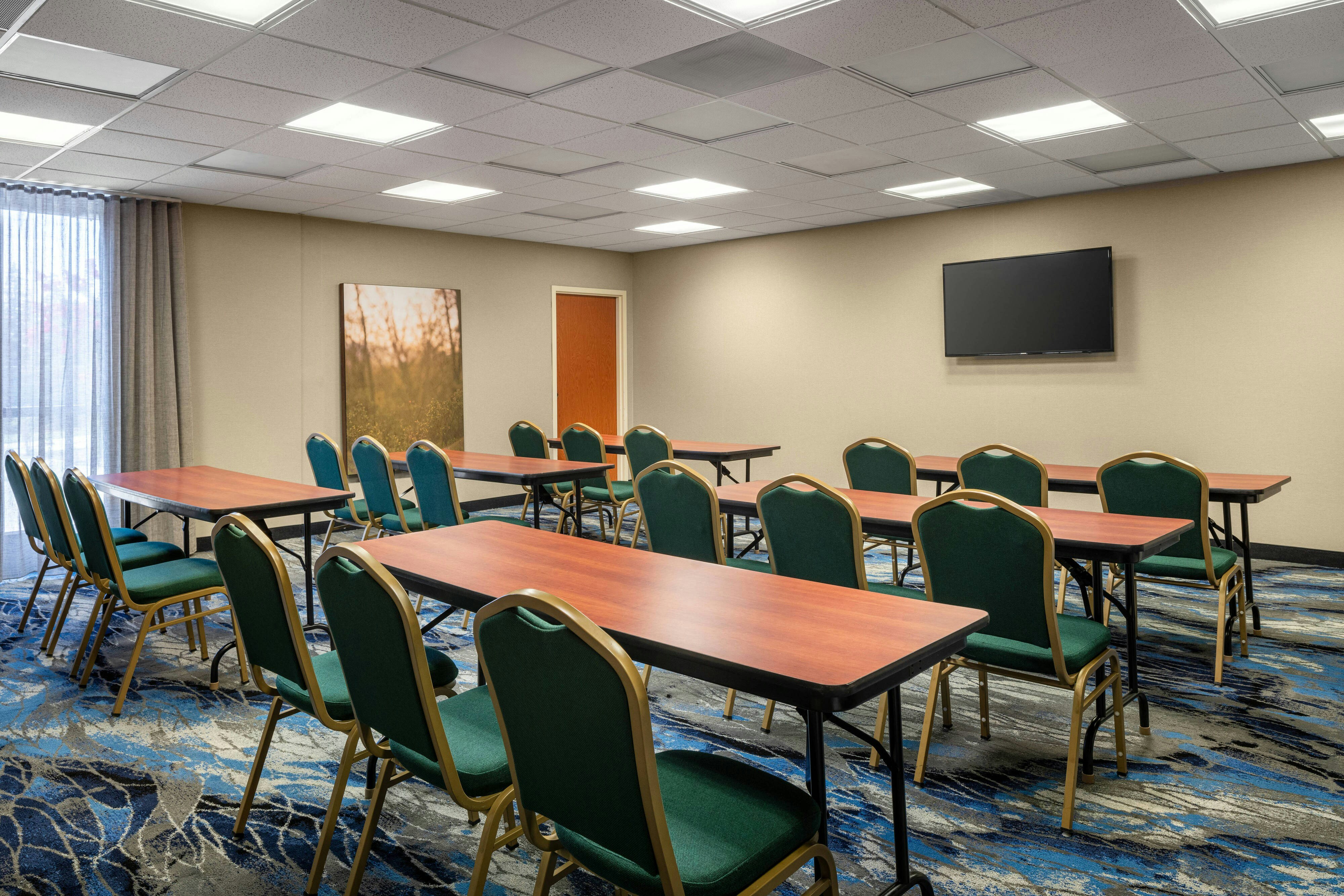 Fairfield Inn & Suites Visalia Tulare 21/25