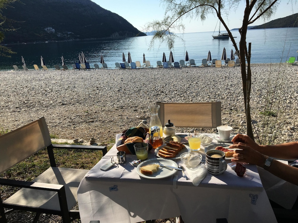Rouda Bay Beach Hotel 32/50