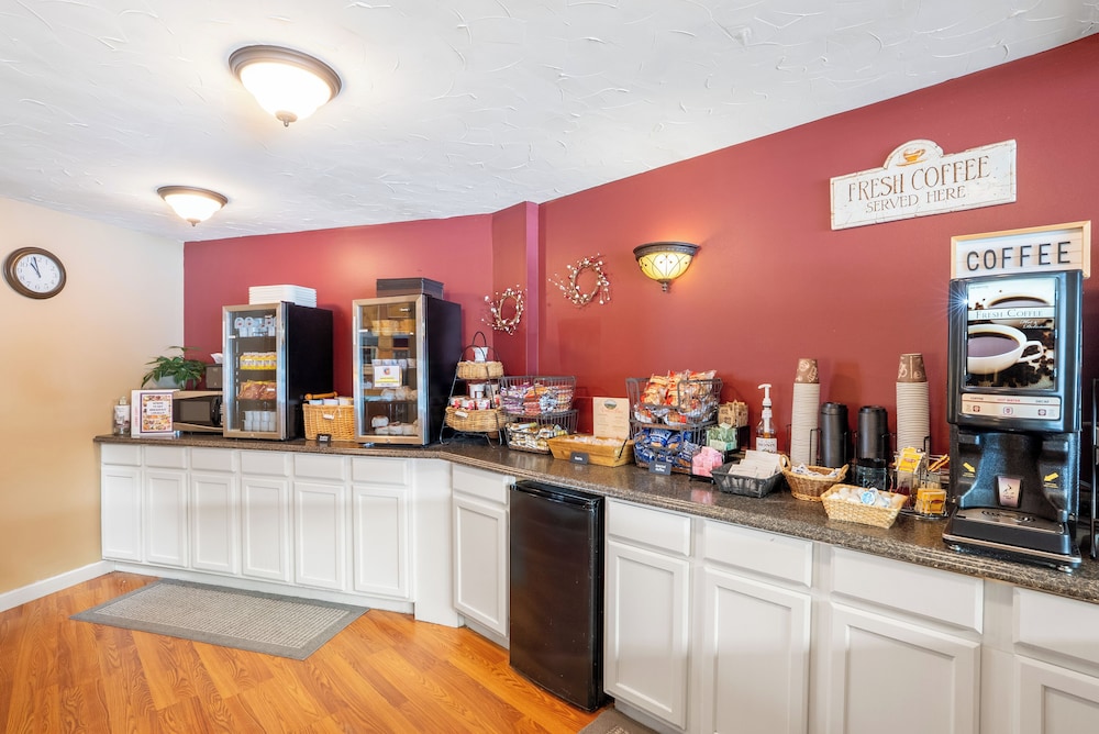 Fireside Inn and Suites Gilford 11/54