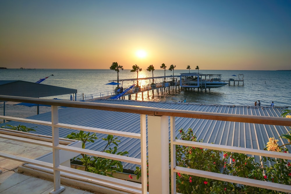 Ocean View Residence Hotel Jepara 39/50