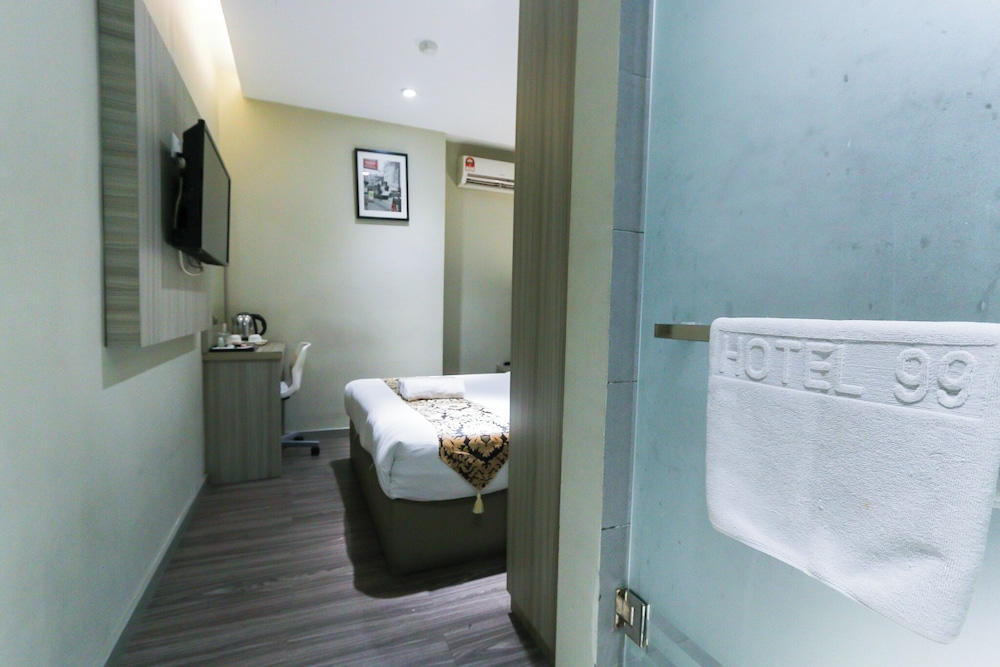 Hotel 99 - Kepong 49/50