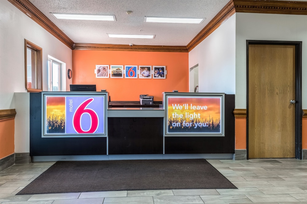 Motel6 Indianapolis, IN - Southport 6/45