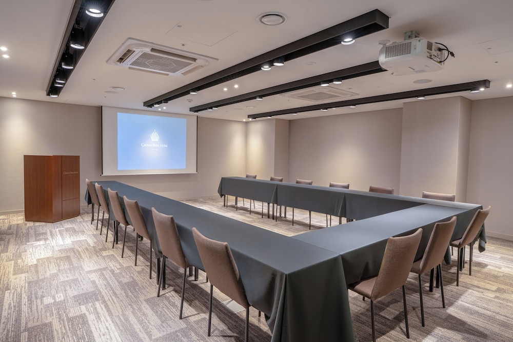 Crown Park Hotel Seoul 63/71
