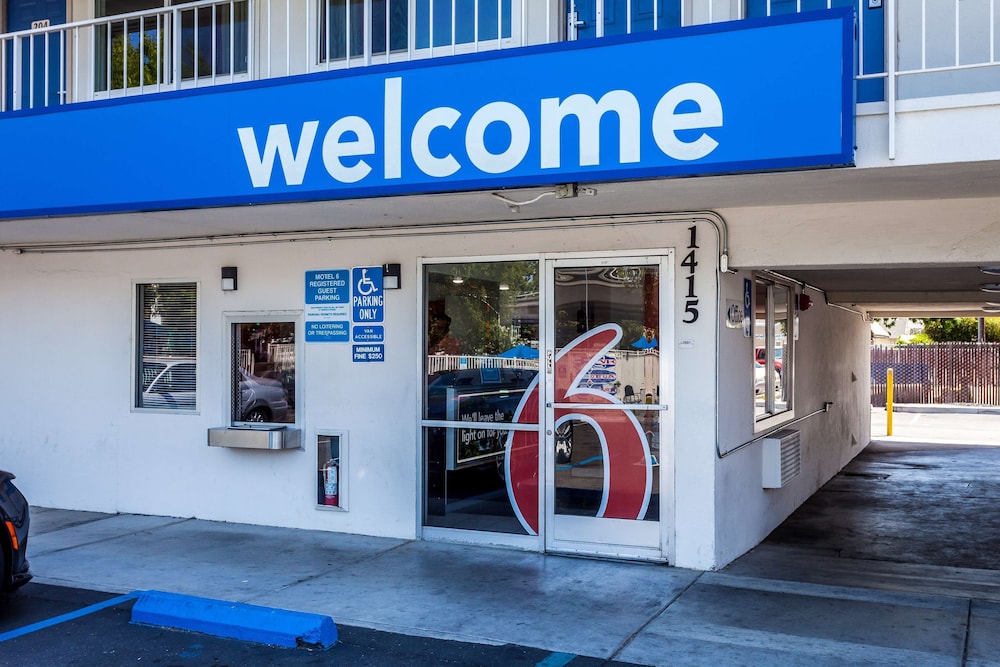 Motel6 Sacramento, CA - Downtown 47/60